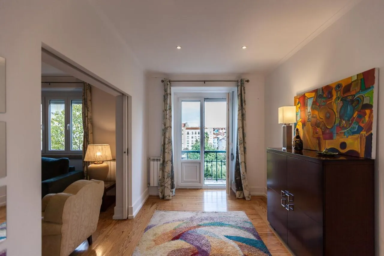 Ferienwohnung Flh Alameda Modern Art With Parking Lisboa Apartment Lissabon